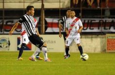 Foto de la galería: La Franja consiguió su primera victoria en la B Nacional y por goleada!!!!