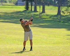 Foto de la galería: Fin de semana movido en el Tacurú, con golf para chicos