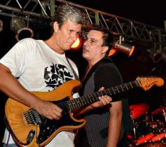 Foto de la galería: El anfiteatro griego volvió a ser la cuna del rock con La Corte en vivo