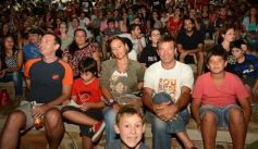 Foto de la galería: El anfiteatro griego volvió a ser la cuna del rock con La Corte en vivo