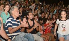 Foto de la galería: El anfiteatro griego volvió a ser la cuna del rock con La Corte en vivo
