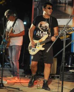 Foto de la galería: El anfiteatro griego volvió a ser la cuna del rock con La Corte en vivo