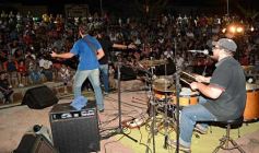 Foto de la galería: El anfiteatro griego volvió a ser la cuna del rock con La Corte en vivo