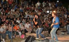 Foto de la galería: El anfiteatro griego volvió a ser la cuna del rock con La Corte en vivo