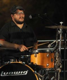 Foto de la galería: El anfiteatro griego volvió a ser la cuna del rock con La Corte en vivo