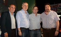 Foto de la galería: Closs entregó 40 millones para obras en municipios