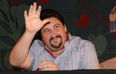 Foto de la galería: Closs entregó 40 millones para obras en municipios