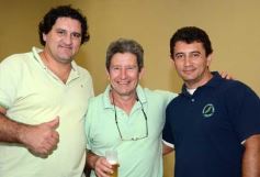 Foto de la galería: El "Pollito" Villagra celebró un año más