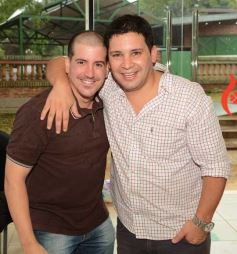 Foto de la galería: El "Pollito" Villagra celebró un año más