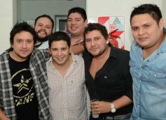 Foto de la galería: El "Pollito" Villagra celebró un año más