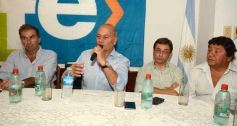 Foto de la galería: "Momo" Venegas y Schiavoni firmaron un acuerdo electoral FE-PRO para Misiones