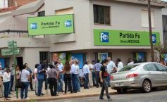 Foto de la galería: "Momo" Venegas y Schiavoni firmaron un acuerdo electoral FE-PRO para Misiones