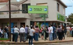 Foto de la galería: "Momo" Venegas y Schiavoni firmaron un acuerdo electoral FE-PRO para Misiones