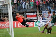 Foto de la galería: Guaraní confirmó ante Ferro su buen momento