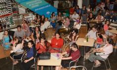Foto de la galería: Música en vivo en un clima ideal en el Posadas Plaza Shopping