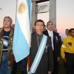 Foto de la galería: Emotivo homenaje a los veteranos de Malvinas