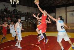 Foto de la galería: Tokio derrotó a Juventud Unida y sueña con no descender