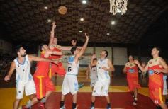 Foto de la galería: Tokio derrotó a Juventud Unida y sueña con no descender