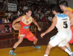 Foto de la galería: Tokio derrotó a Juventud Unida y sueña con no descender