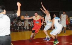 Foto de la galería: Tokio derrotó a Juventud Unida y sueña con no descender