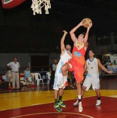 Foto de la galería: Tokio derrotó a Juventud Unida y sueña con no descender