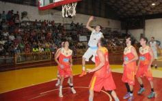 Foto de la galería: Tokio derrotó a Juventud Unida y sueña con no descender