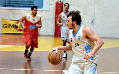 Foto de la galería: Tokio derrotó a Juventud Unida y sueña con no descender