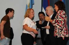 Foto de la galería: Entregan recursos para fortalecer la producción de las chacras misioneras