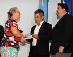 Foto de la galería: Entregan recursos para fortalecer la producción de las chacras misioneras