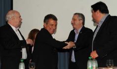 Foto de la galería: Entregan recursos para fortalecer la producción de las chacras misioneras