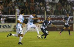 Foto de la galería: Guaraní empató con Atlético en un partido vibrante