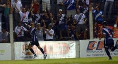 Foto de la galería: Guaraní empató con Atlético en un partido vibrante