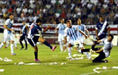 Foto de la galería: Guaraní empató con Atlético en un partido vibrante