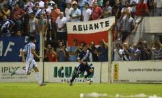 Foto de la galería: Guaraní empató con Atlético en un partido vibrante