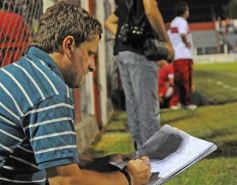 Foto de la galería: Guaraní empató con Atlético en un partido vibrante