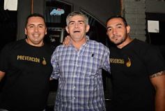 Foto de la galería: Brindis y baile por el cumple de Walter