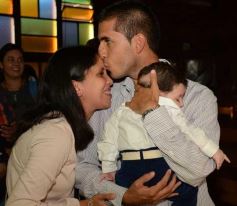 Foto de la galería: El bautismo de Ciro Gabriel en la iglesia Santos Mártires