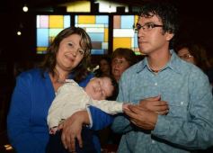 Foto de la galería: El bautismo de Ciro Gabriel en la iglesia Santos Mártires