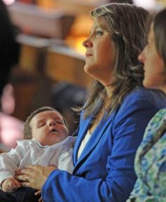 Foto de la galería: El bautismo de Ciro Gabriel en la iglesia Santos Mártires