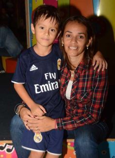 Foto de la galería: Valentín celebró sus cuatro años en el pelotero y con muchos mimos