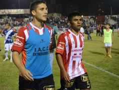 Foto de la galería: En un partido flojito, La Franja rescató un punto