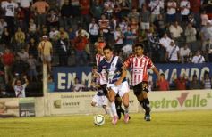 Foto de la galería: En un partido flojito, La Franja rescató un punto
