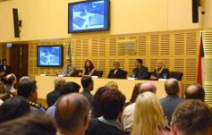 Foto de la galería: El Tribunal Electoral presentó el Móvil Democracia y el nuevo Carnet de Elector Extranjero