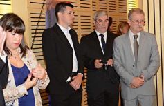 Foto de la galería: El Tribunal Electoral presentó el Móvil Democracia y el nuevo Carnet de Elector Extranjero