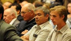 Foto de la galería: El Tribunal Electoral presentó el Móvil Democracia y el nuevo Carnet de Elector Extranjero