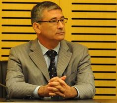 Foto de la galería: El Tribunal Electoral presentó el Móvil Democracia y el nuevo Carnet de Elector Extranjero