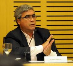 Foto de la galería: El Tribunal Electoral presentó el Móvil Democracia y el nuevo Carnet de Elector Extranjero