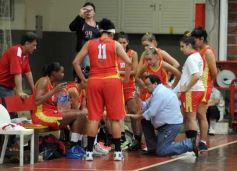 Foto de la galería: Tokio debutó en la Superliga con un triunfo ante Obras