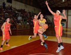 Foto de la galería: Tokio debutó en la Superliga con un triunfo ante Obras