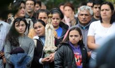 Foto de la galería: Fátima convocó a miles de sus hijos en la tradicional peregrinación